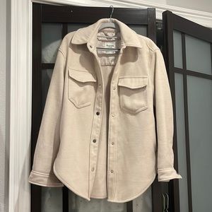 Abercrombie and fitch white shaket